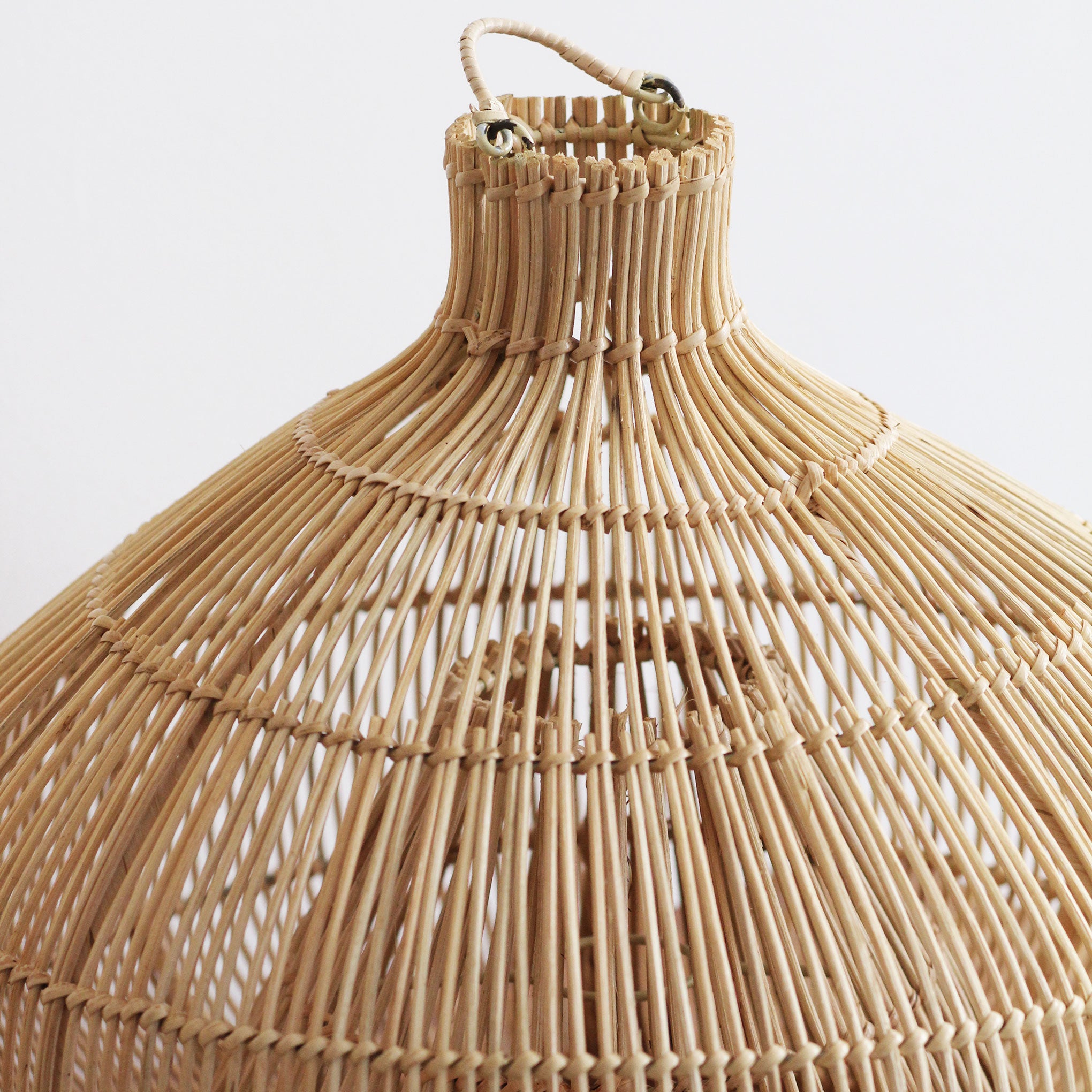 Luminária Pendente Vita em Rattan