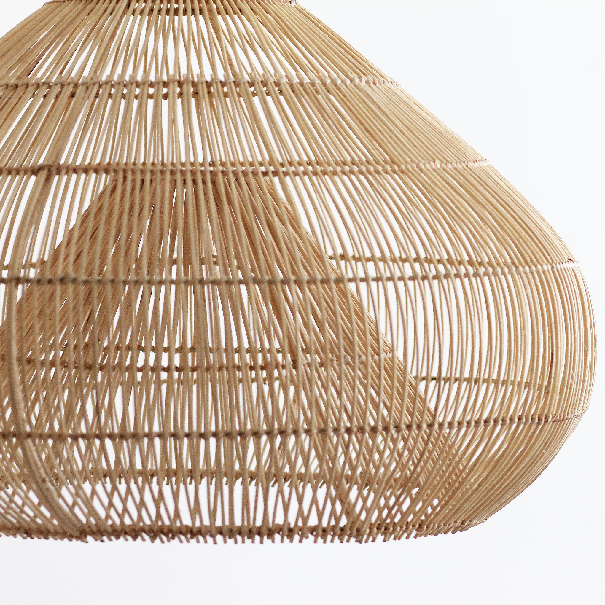 Luminária Pendente Vita em Rattan