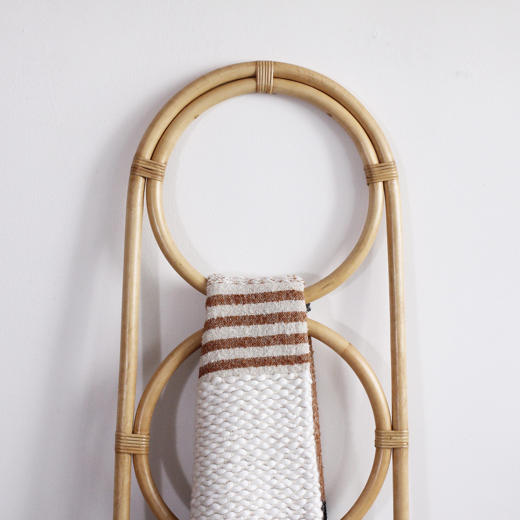 Escada Rack Lombok
