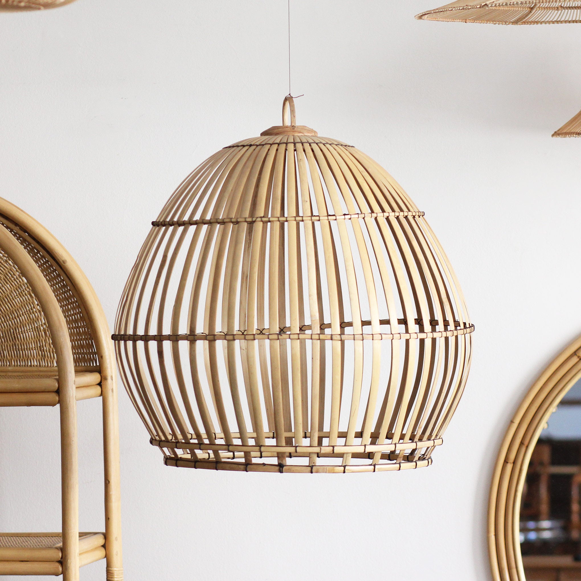 Luminária Pendente Mônica em Bambu