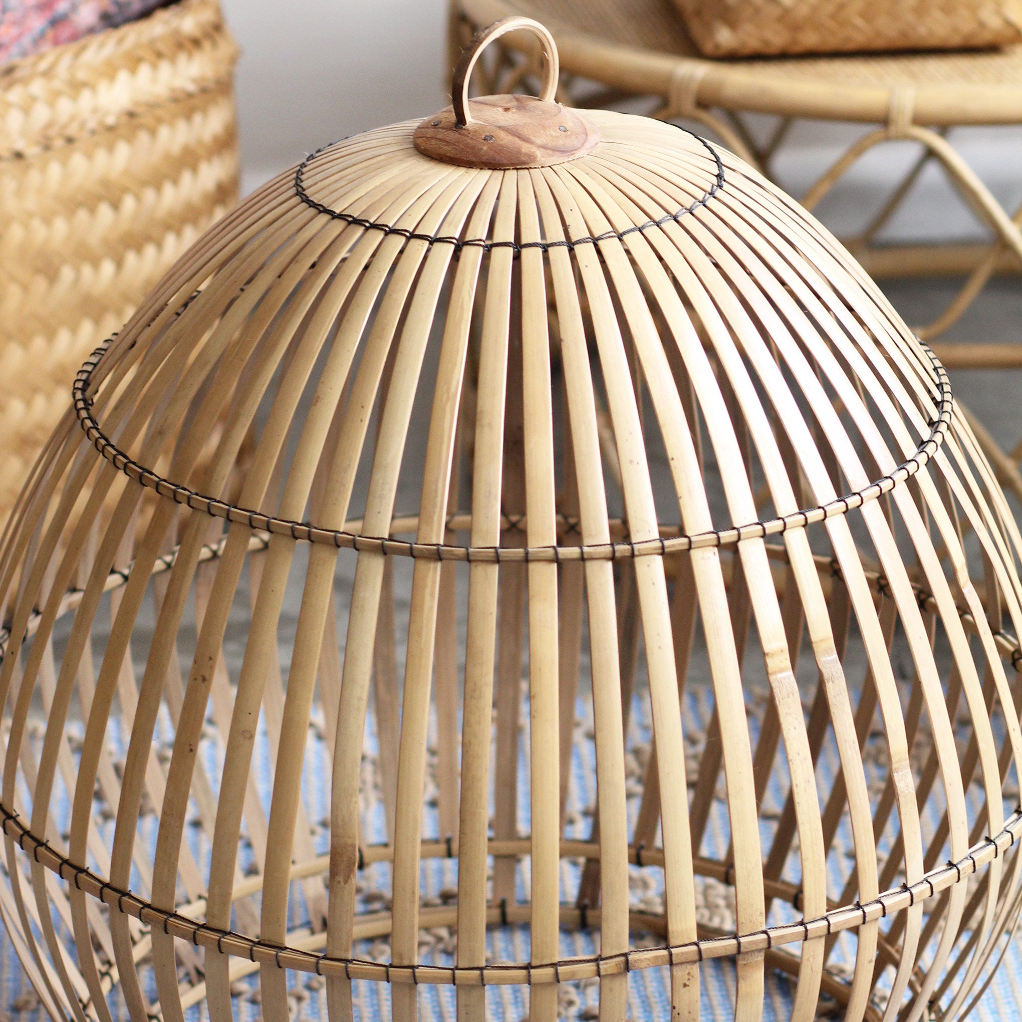 Luminária Pendente Mônica em Bambu