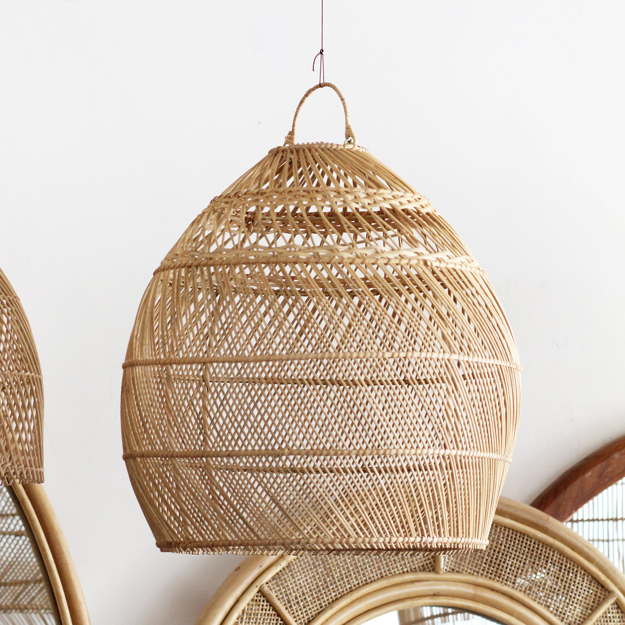 Luminária Pendente Lisah em Rattan