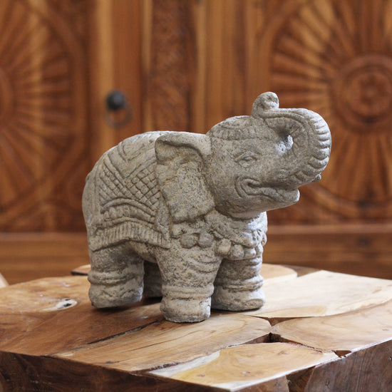 Elefante Thoda em pedra