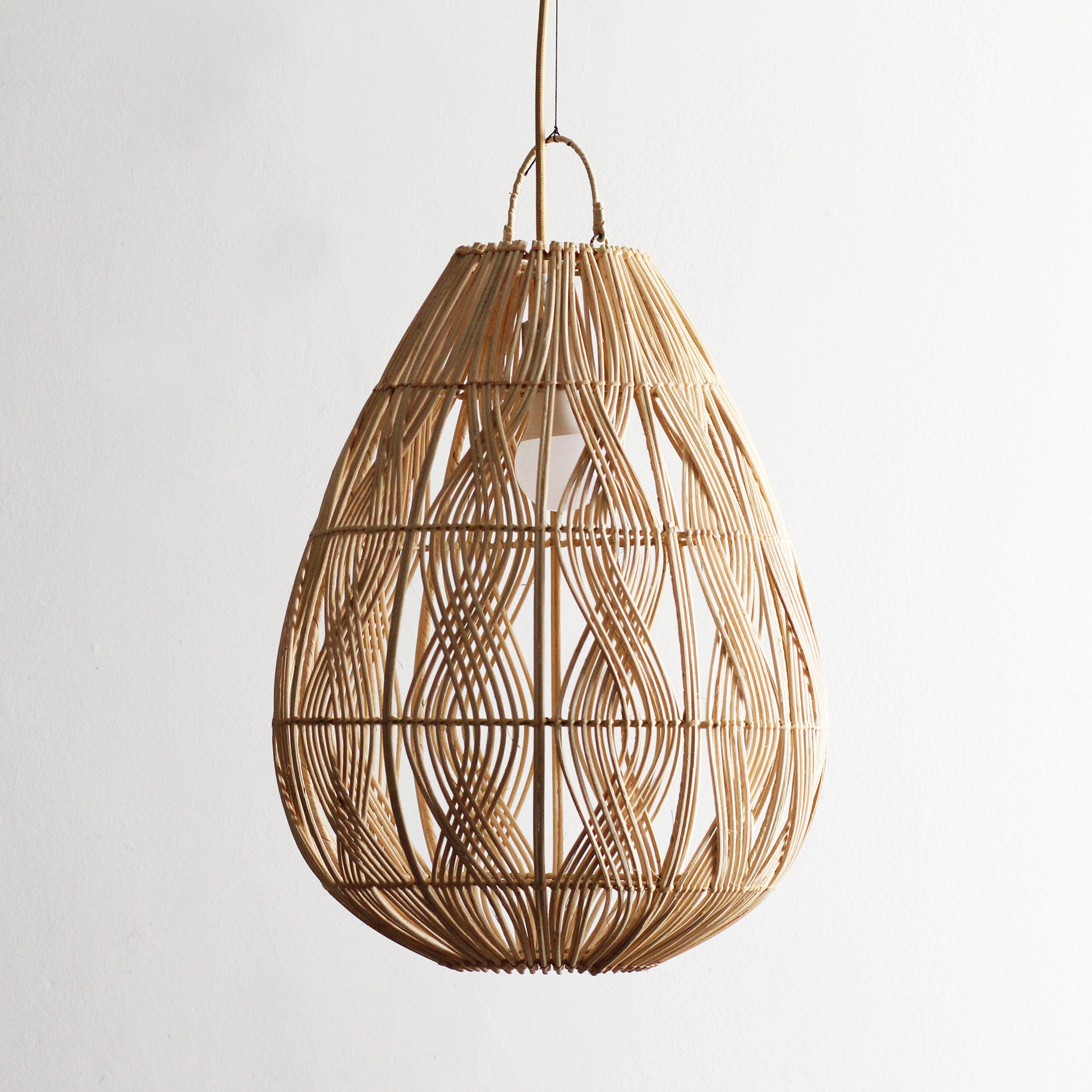 Luminária Pendente Bhalin em Rattan