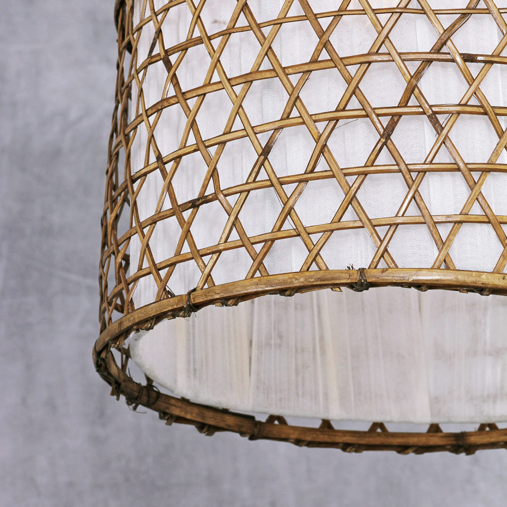 Luminária Kayu em Bambu