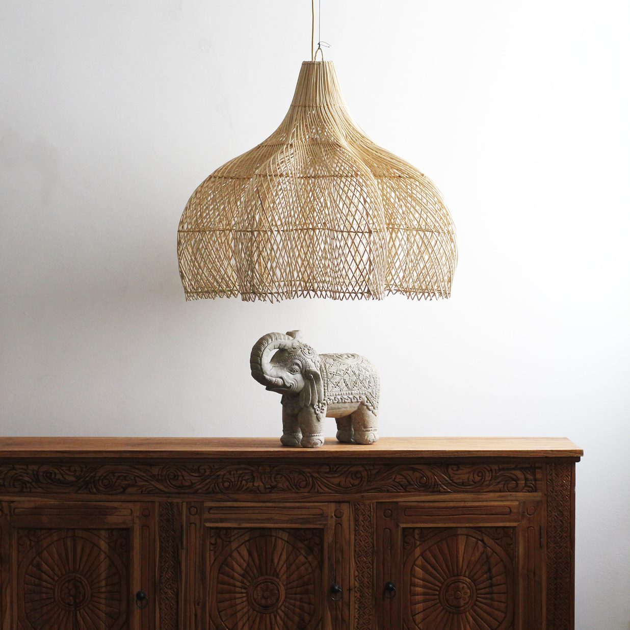 Luminária Pendente Mawar em Rattan