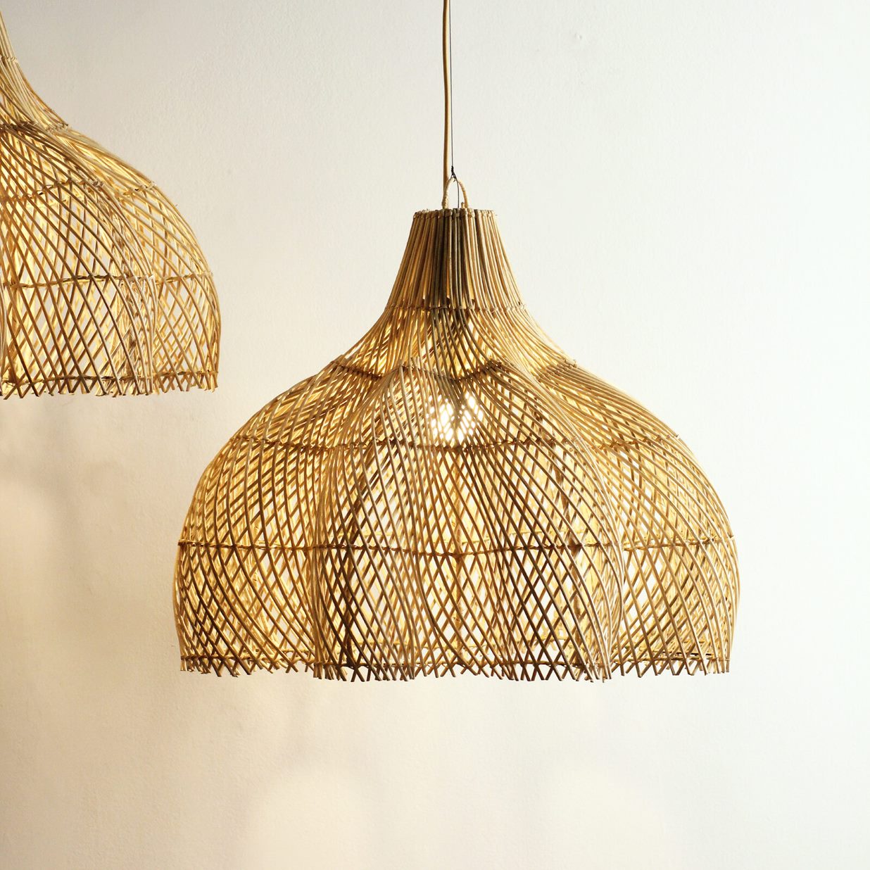 Luminária Pendente Mawar em Rattan