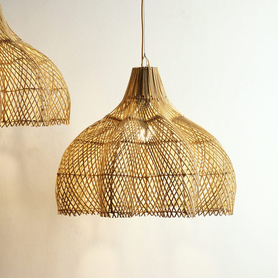 Luminária Pendente Mawar em Rattan
