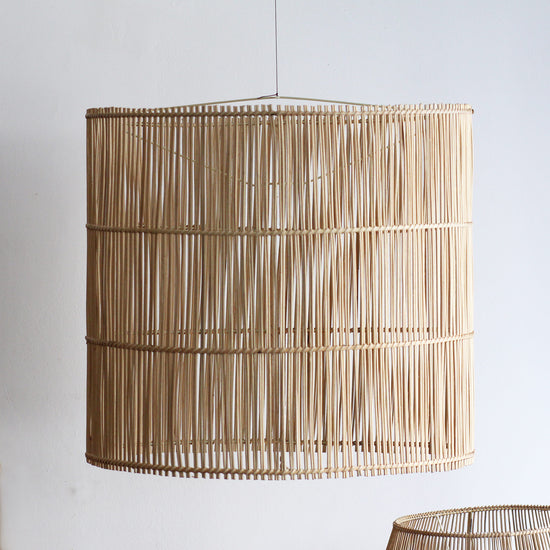 Luminária Pendente Tabumg em Rattan