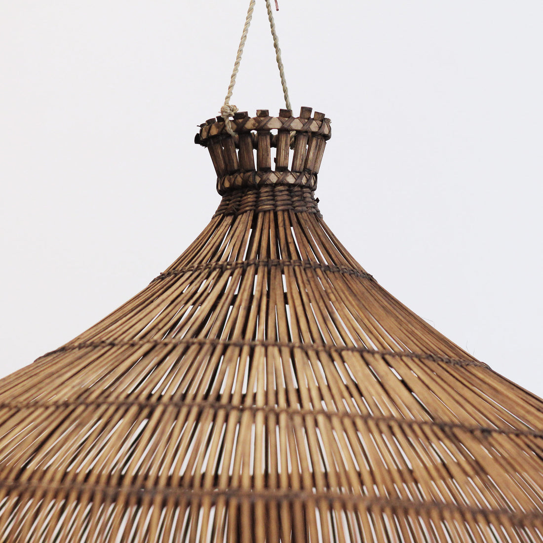 Luminária Pendente Bubu em Rattan