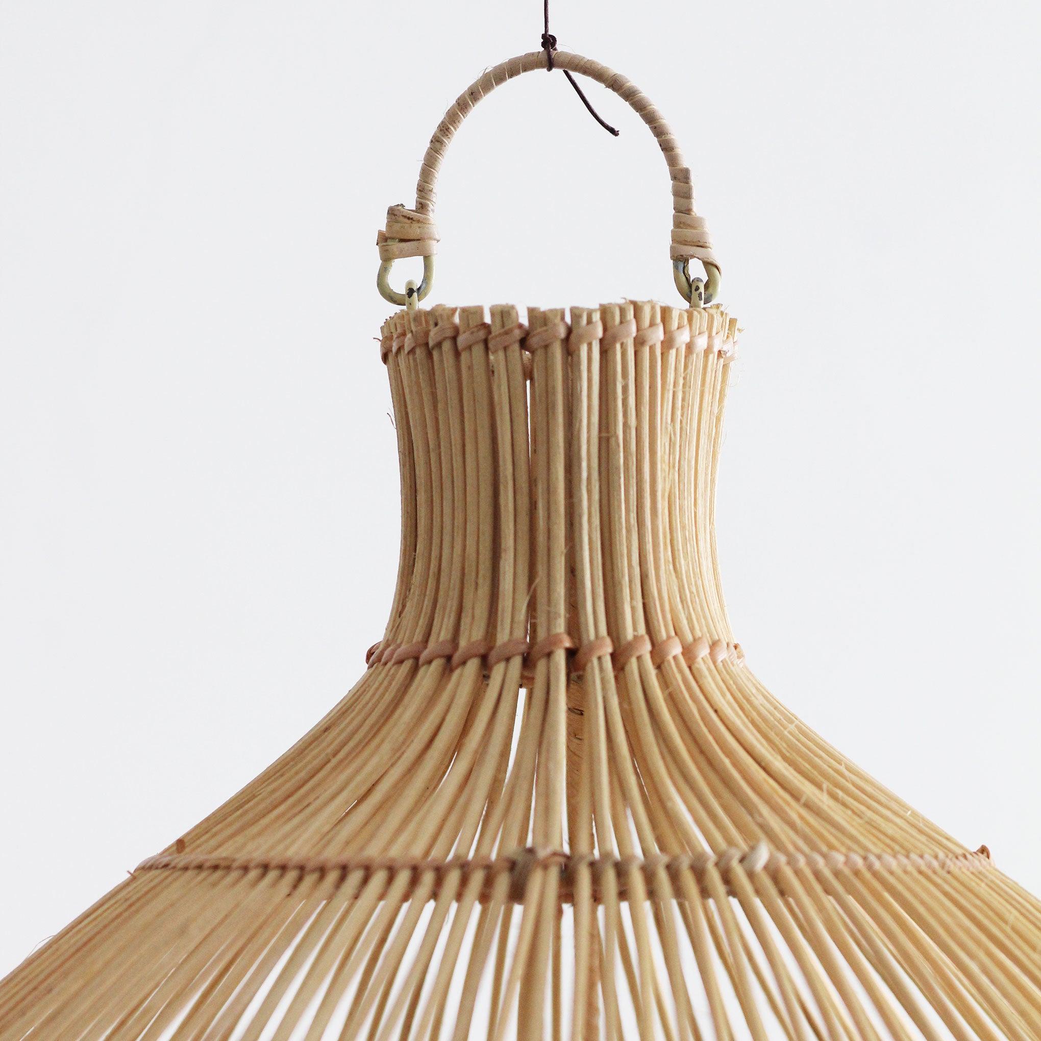 Luminária Pendente Vita em Rattan