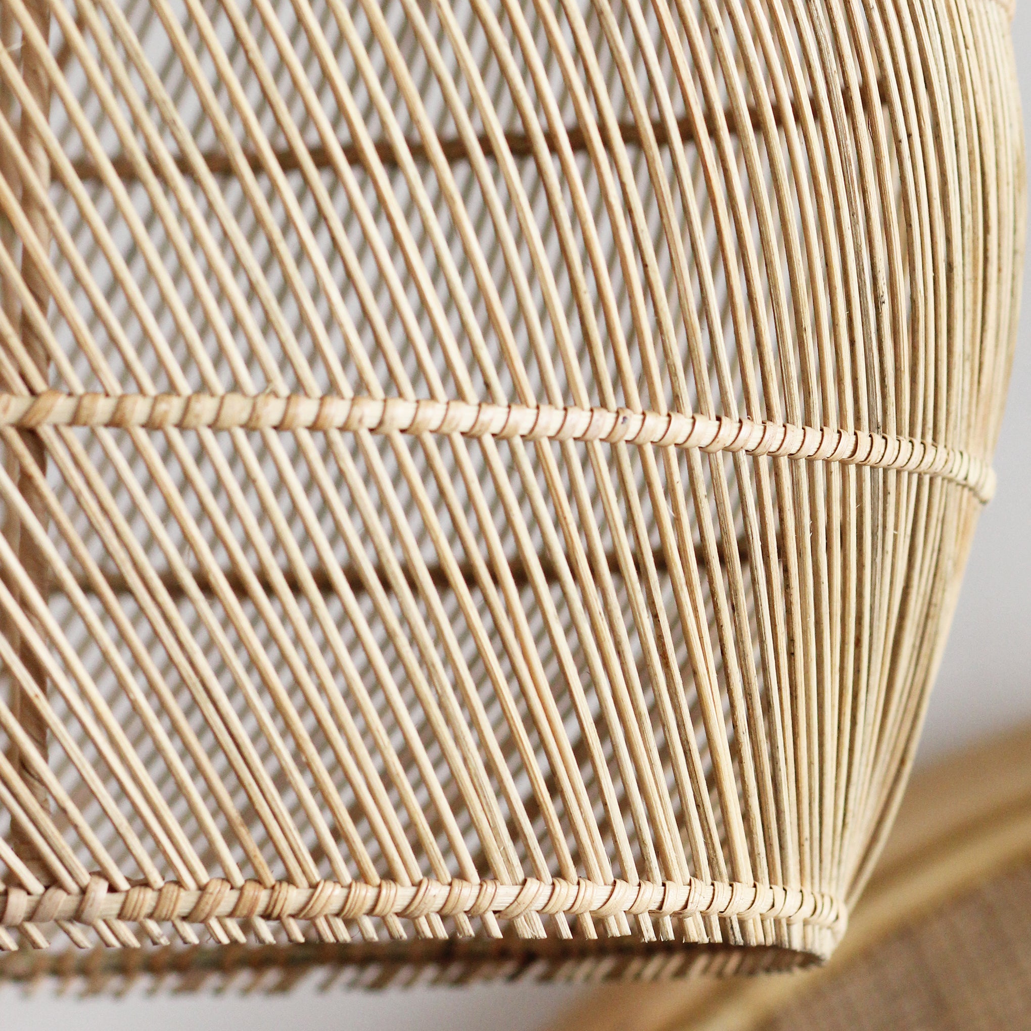 Luminária Pendente Lisah em Rattan