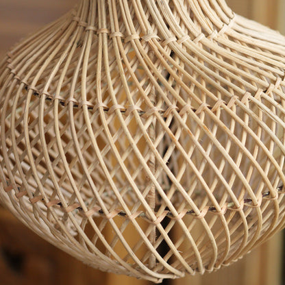 Luminária Pendente Dobel em Rattan