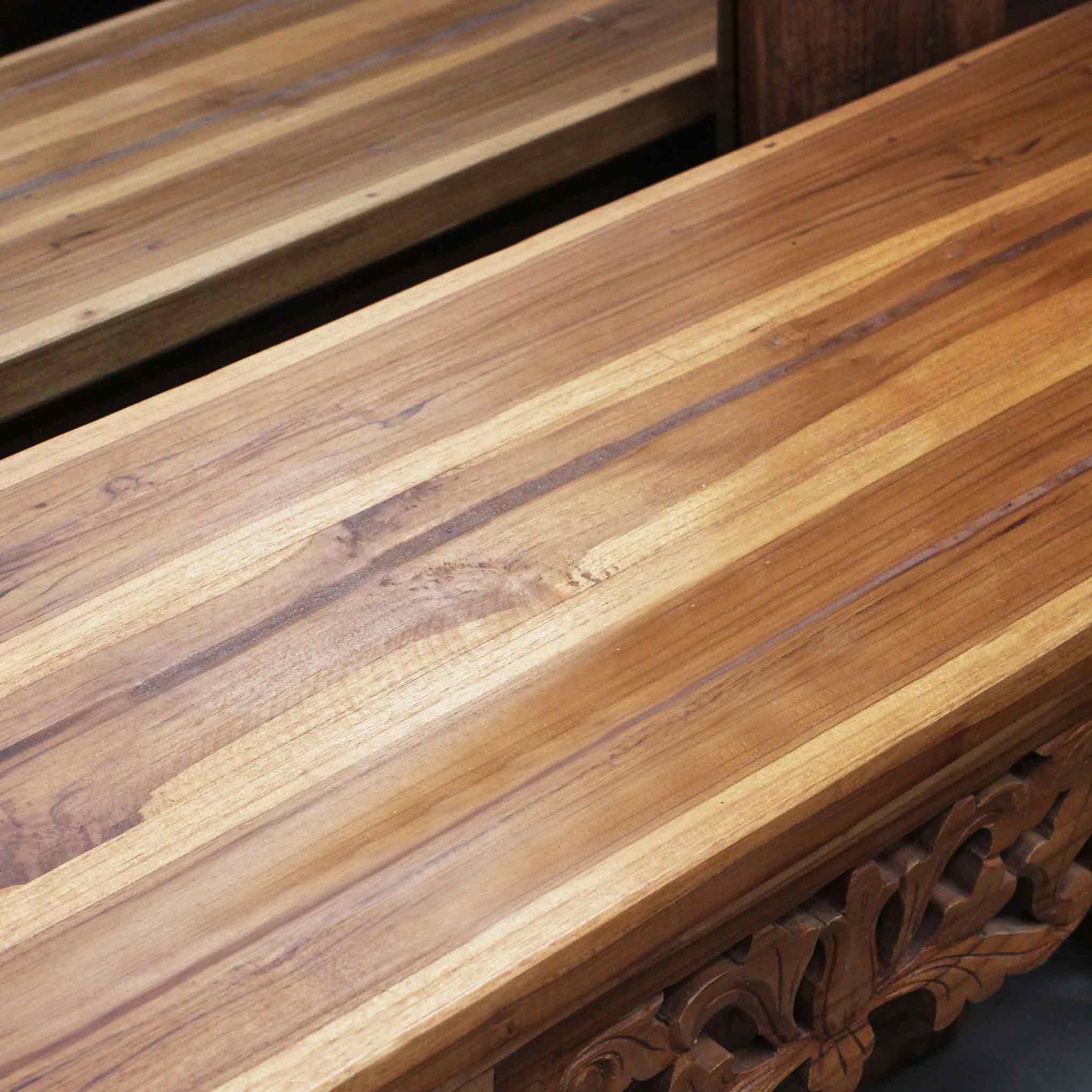 Aparador Tengah 140CM