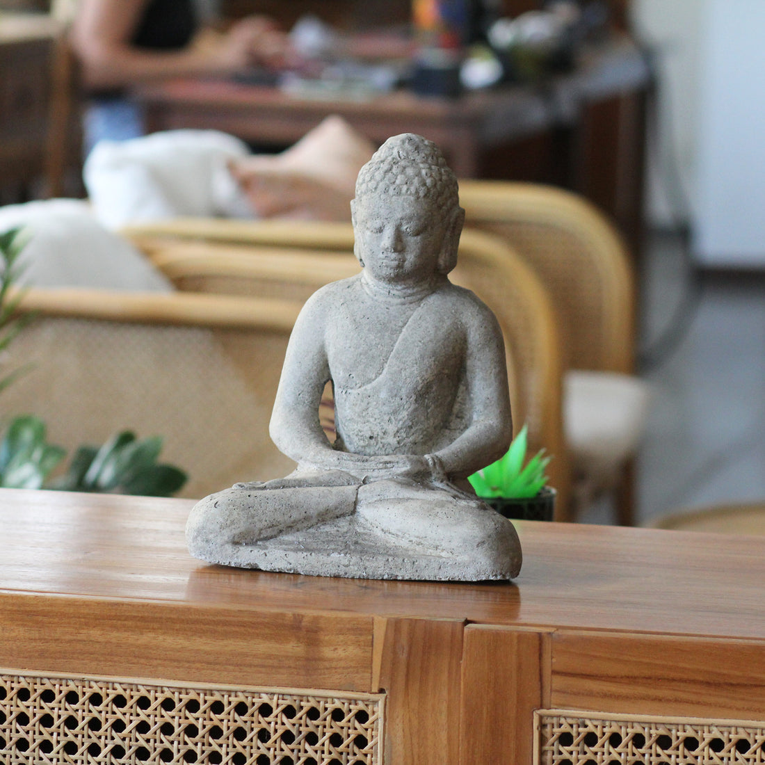 Buda Samadhi 30cm Cinza