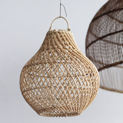 Luminária Pendente Lating em Rattan