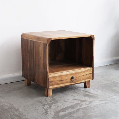 Mesa de Cabeceira Sora