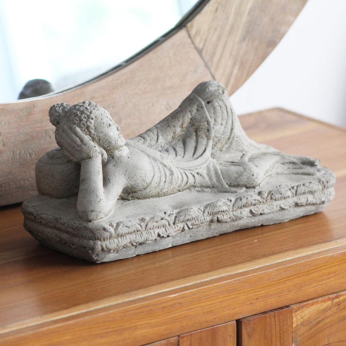 Buda Sukha 28cm Cinza