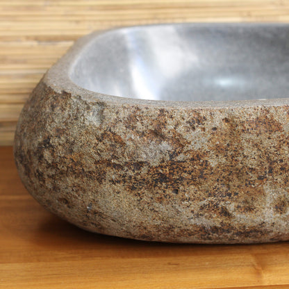 Cuba Chakra em River Stone