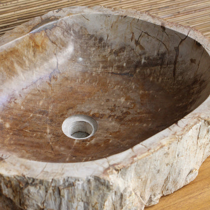 Cuba Aarav em Madeira Fossilizada