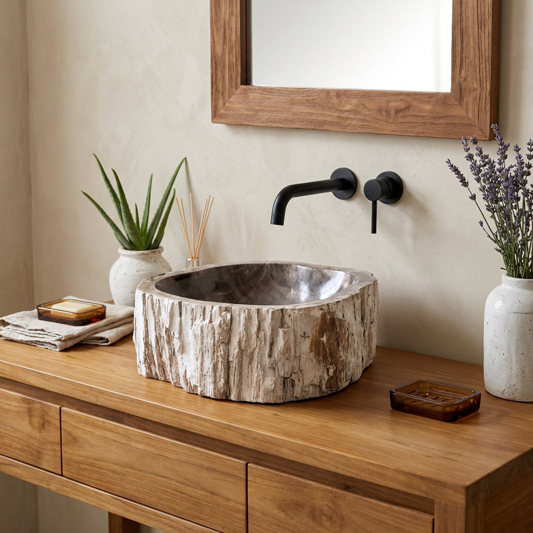 Cuba Saanvi em Madeira Fossilizada