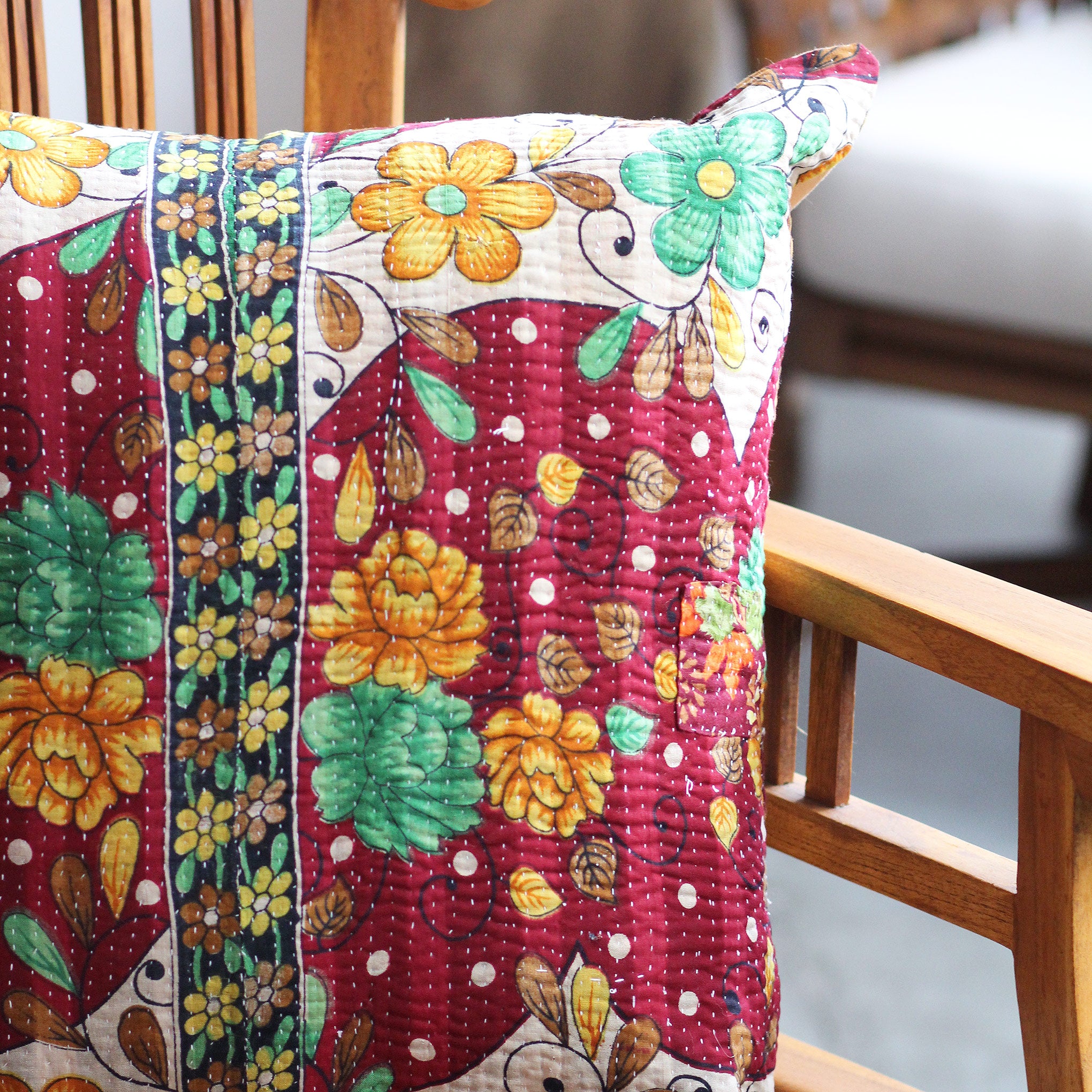 Capa de Almofada Rangoli Phool