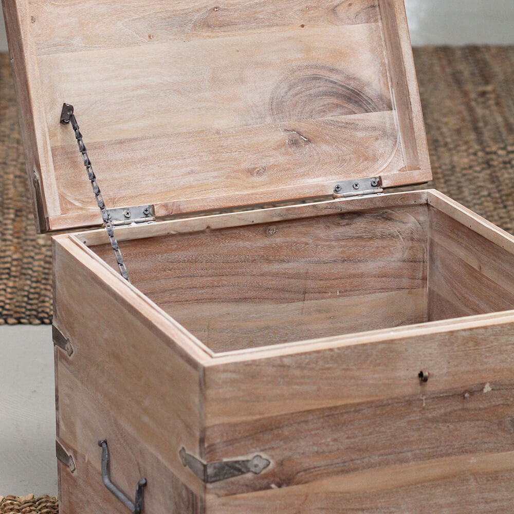 Baú Kerala Varg Satinado