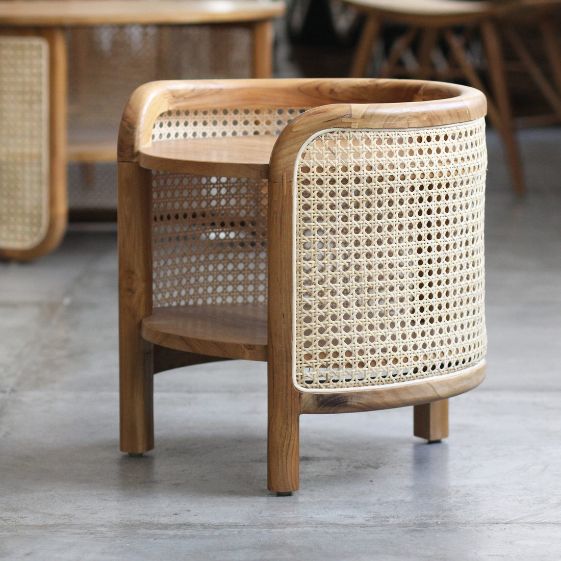 Mesa Lateral Trança