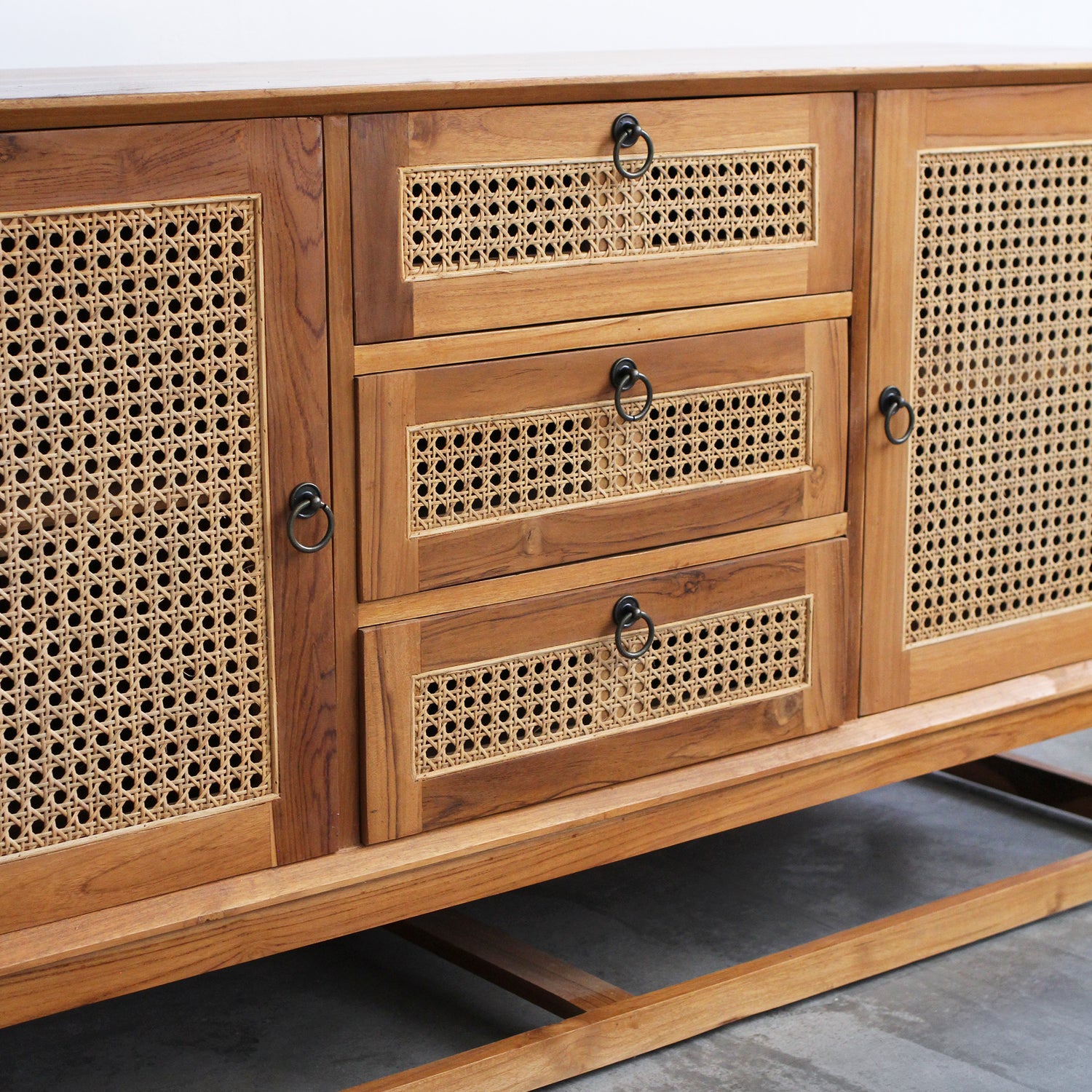 Buffet Kayu — buffet em madeira artesanal — imagem 4 — Balai