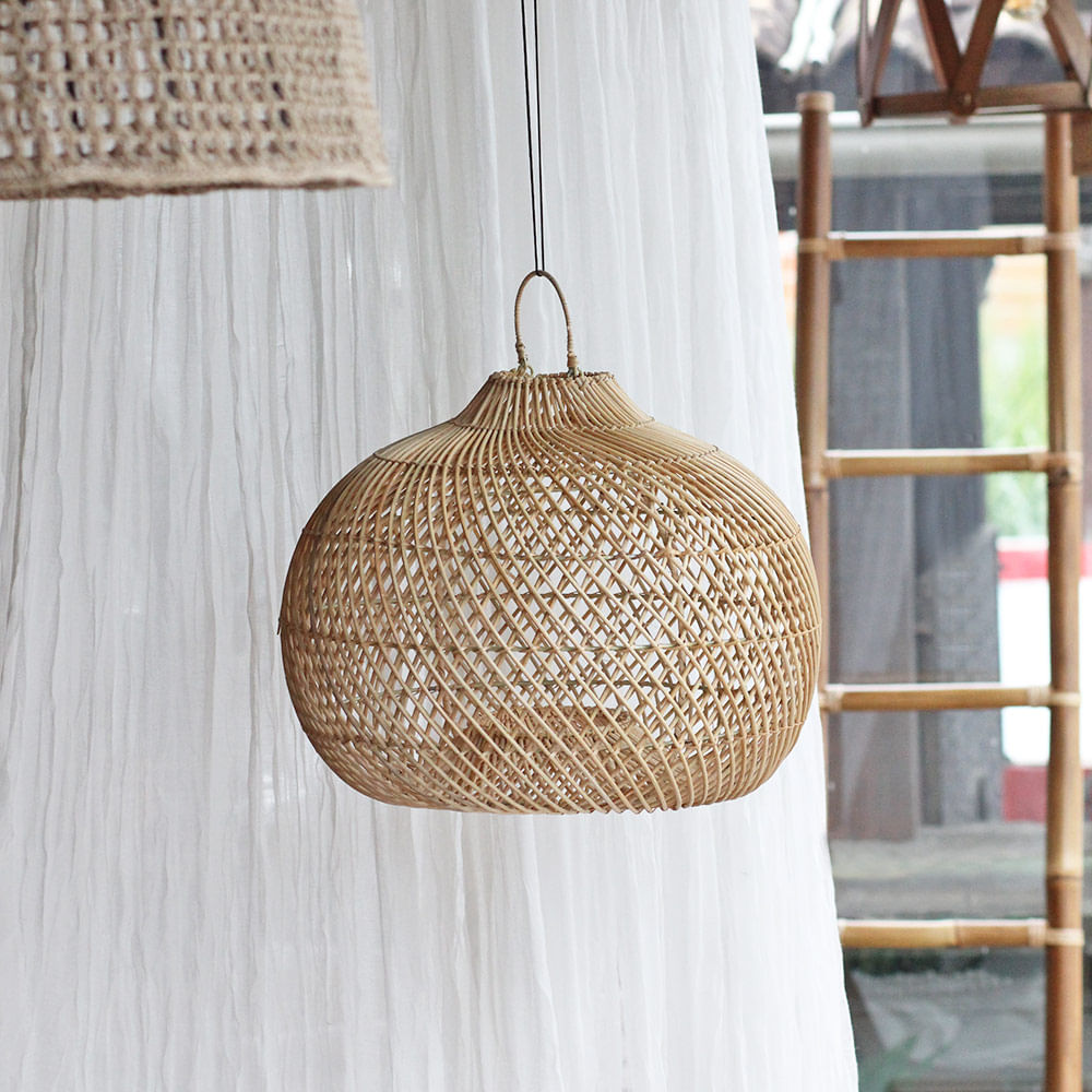 Luminária Pendente Raja em Rattan